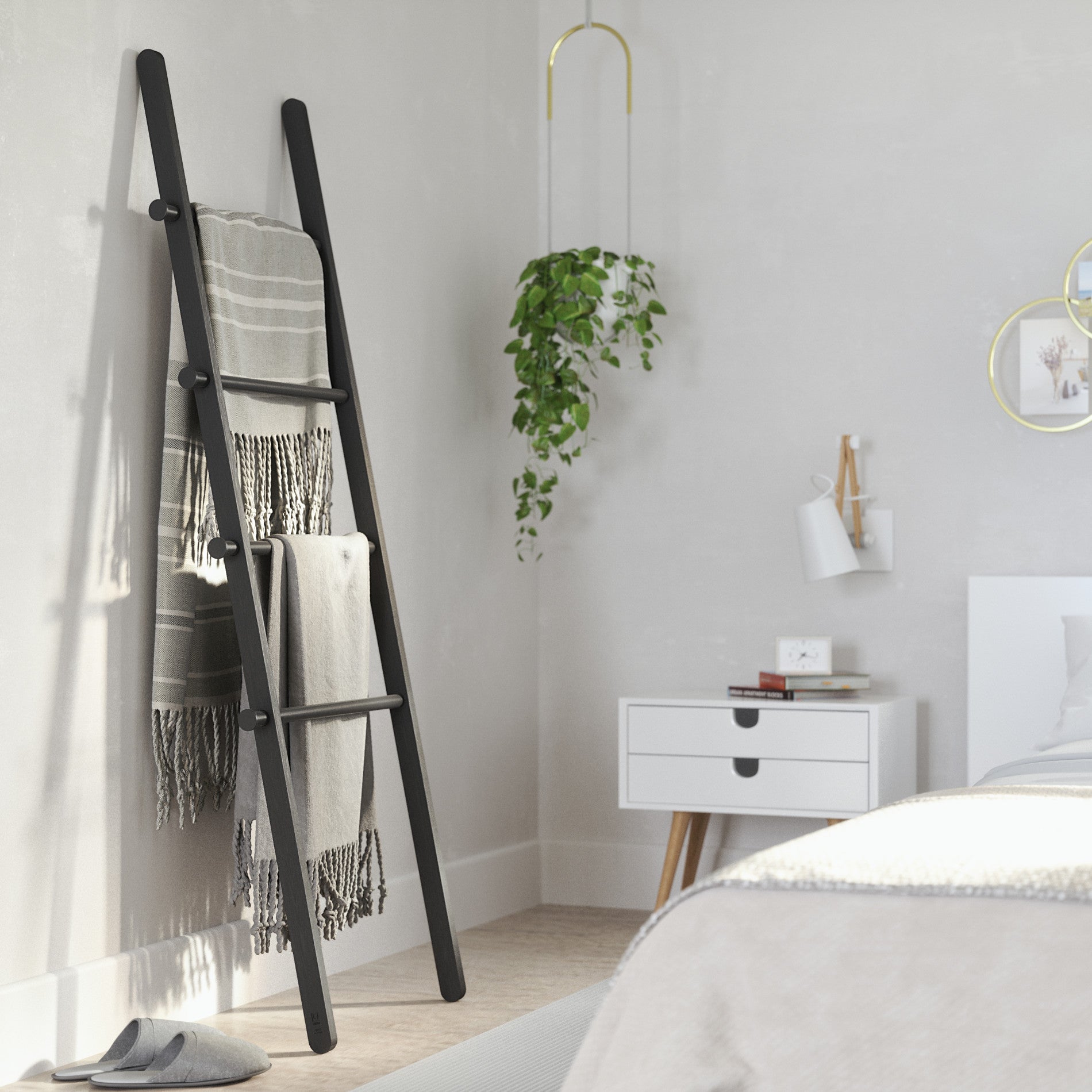 NEW - home Leaning Wall Ladder on sale for Blankets, Linen Quilt Storage, decorative etc