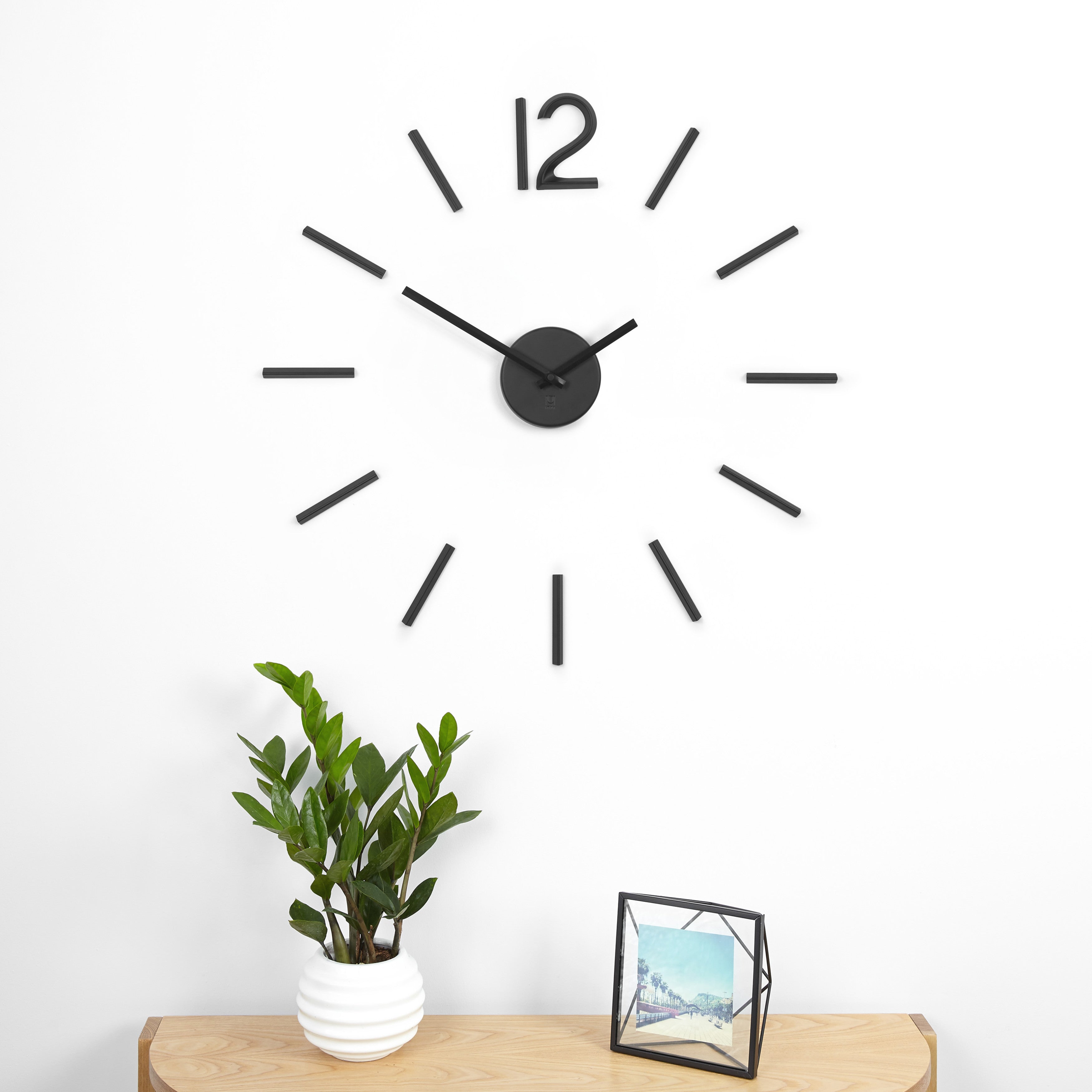 Modern Wall Clock - Blink | Umbra